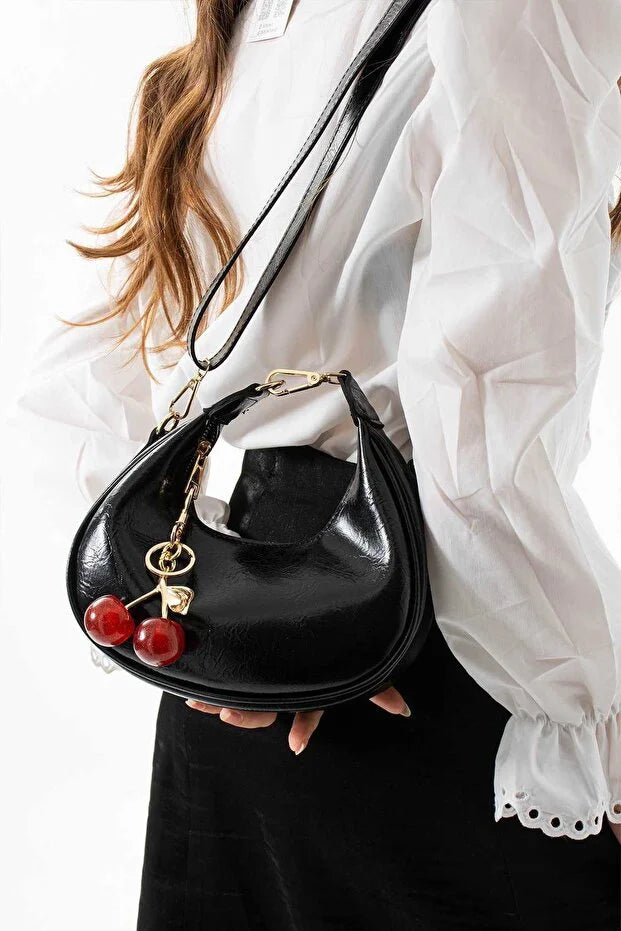 Chérie Leather