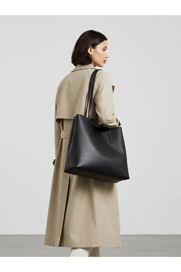 Cindy Tote Bag