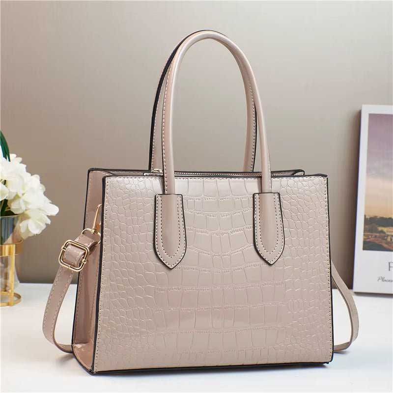 Ely Handbag